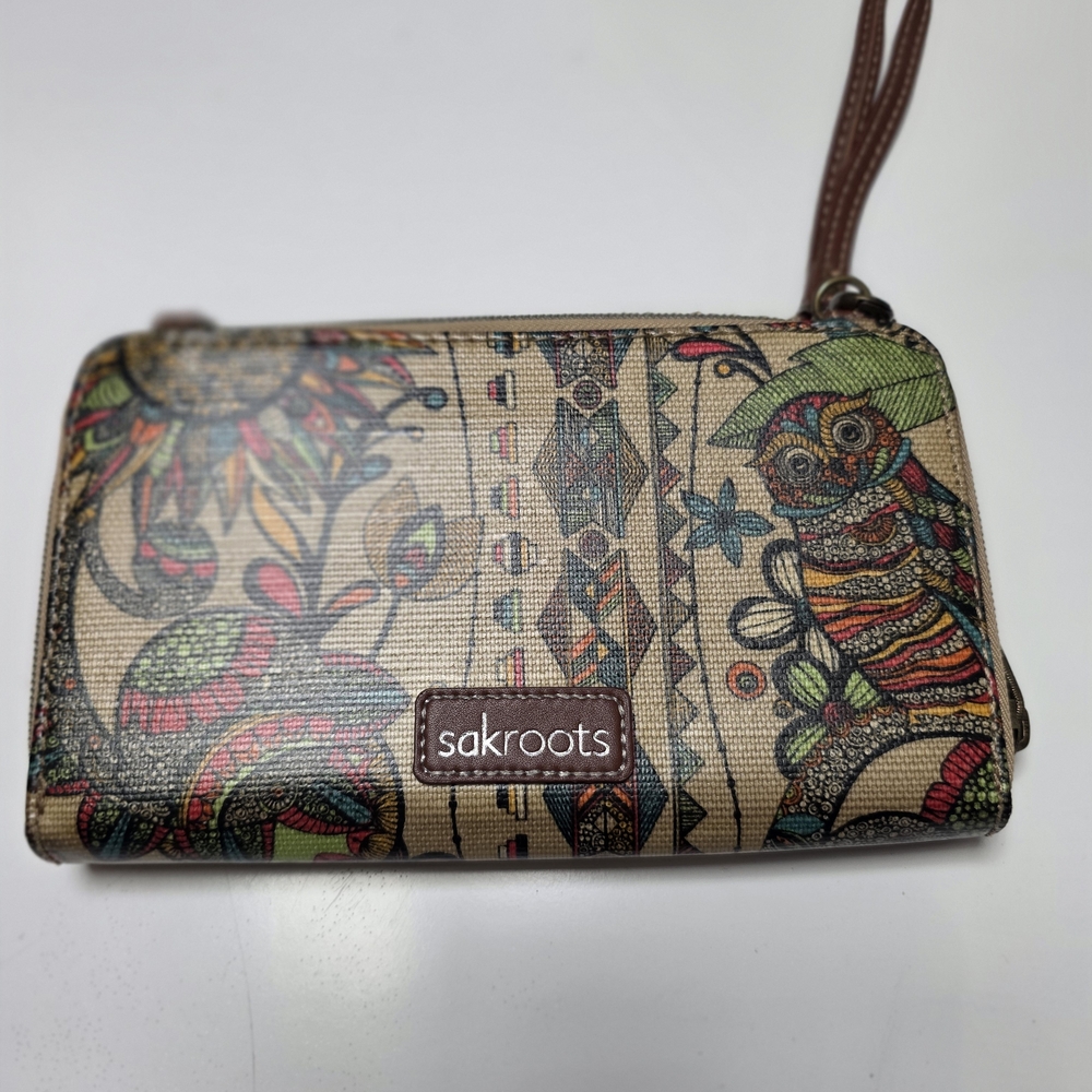 Sakroots Artistic Owl Wristlet in Cream and Brown